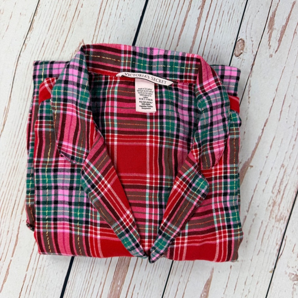 Victoria's Secret Red Pink Plaid Flannel Pajama Top Gold Shimmer XS/XP Regular